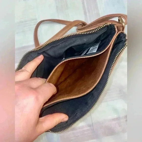 Ardene Brown Faux Leather Crossbody Bag - Picture 5 of 8